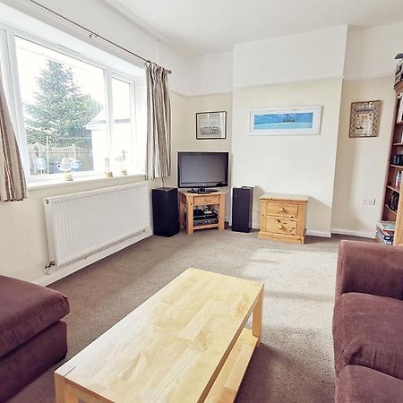 Cae Grugog Cottage-3 Bed-Sleeps 6-Ground Floor Bathroom 特雷杜尔 外观 照片