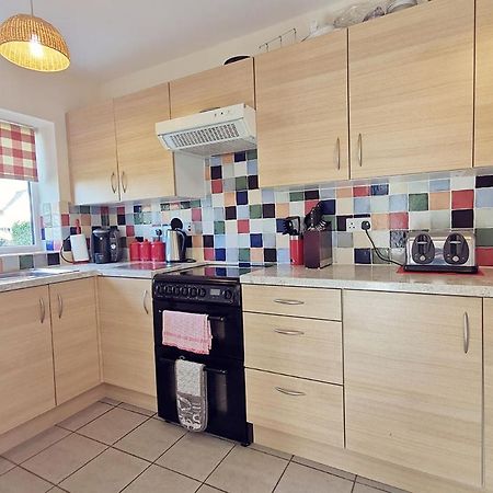 Cae Grugog Cottage-3 Bed-Sleeps 6-Ground Floor Bathroom 特雷杜尔 外观 照片